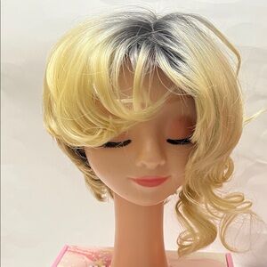 Blonde Ombre Short Curly Women's Wig